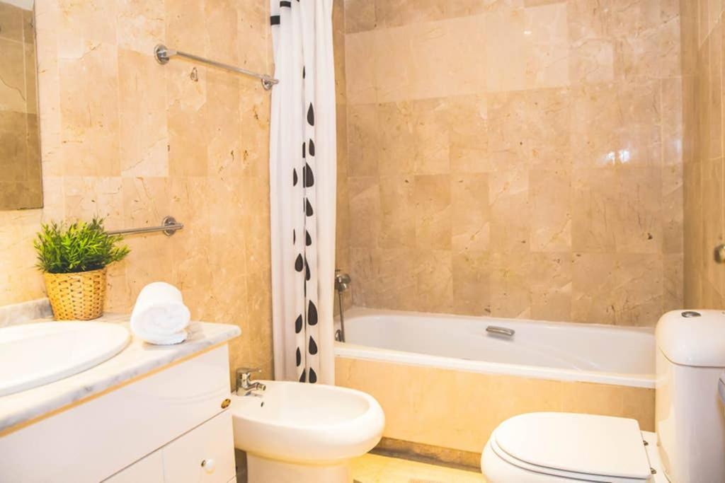 Espacioso En Guadalmina - Appartement