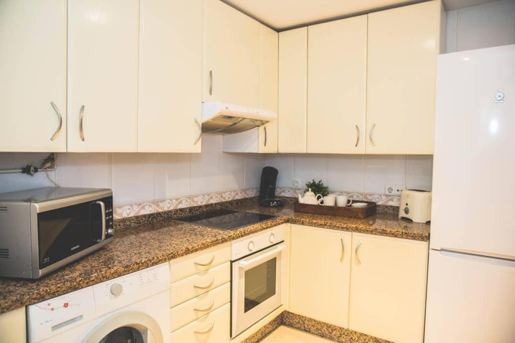 Appartement Espacioso En Guadalmina - *